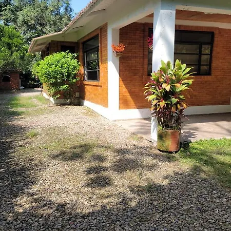 Casa Quinta Privada Con Piscina Soleada Billar, Tejo, Jacuzzy Climatizado, Kiosco Vila La Vega  Exterior foto