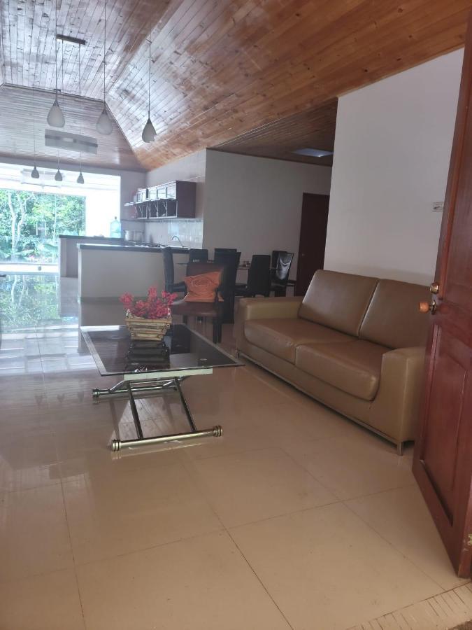Casa Quinta Privada Con Piscina Soleada Billar, Tejo, Jacuzzy Climatizado, Kiosco Villa *