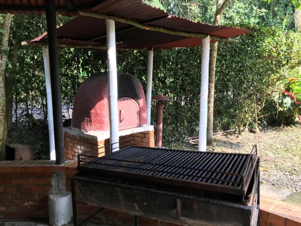 Casa Quinta Privada Con Piscina Soleada Billar, Tejo, Jacuzzy Climatizado, Kiosco * La Vega (Cundinamarca)