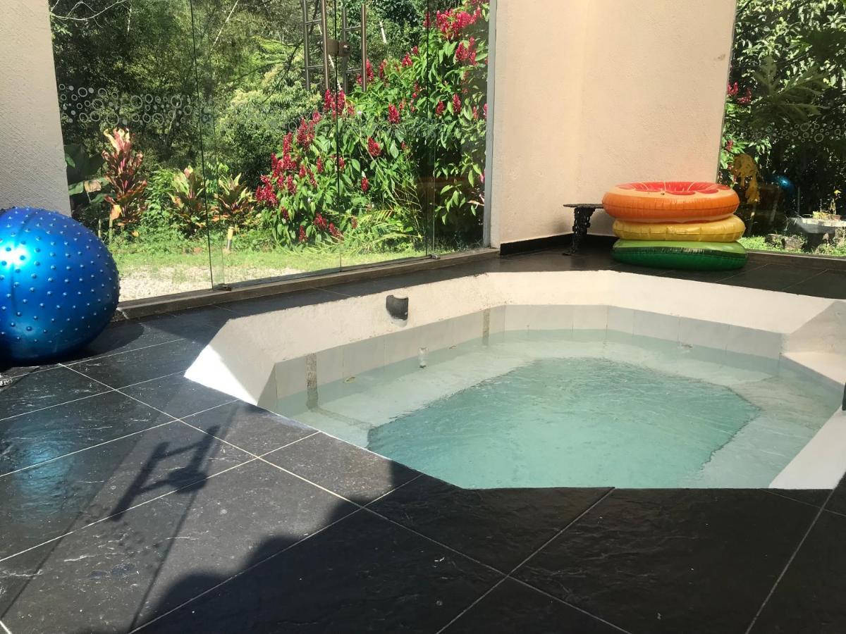 Casa Quinta Privada Con Piscina Soleada Billar, Tejo, Jacuzzy Climatizado, Kiosco Villa