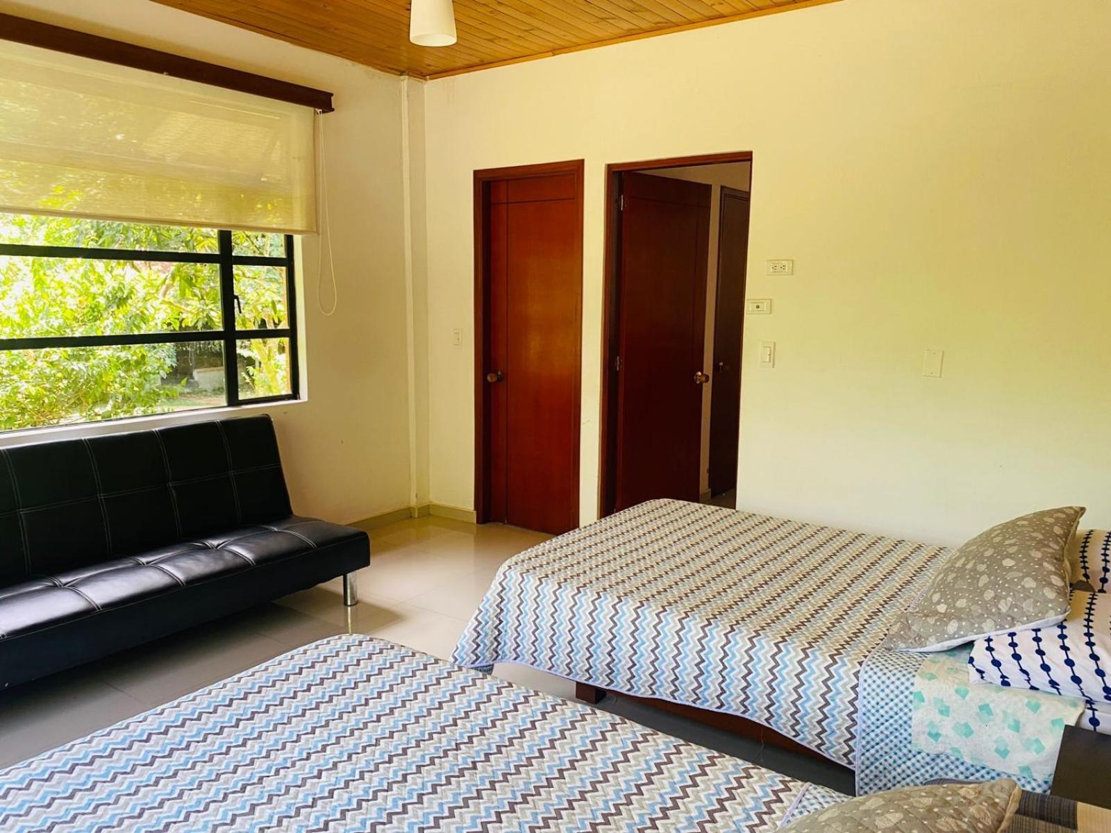 Casa Quinta Privada Con Piscina Soleada Billar, Tejo, Jacuzzy Climatizado, Kiosco Villa *