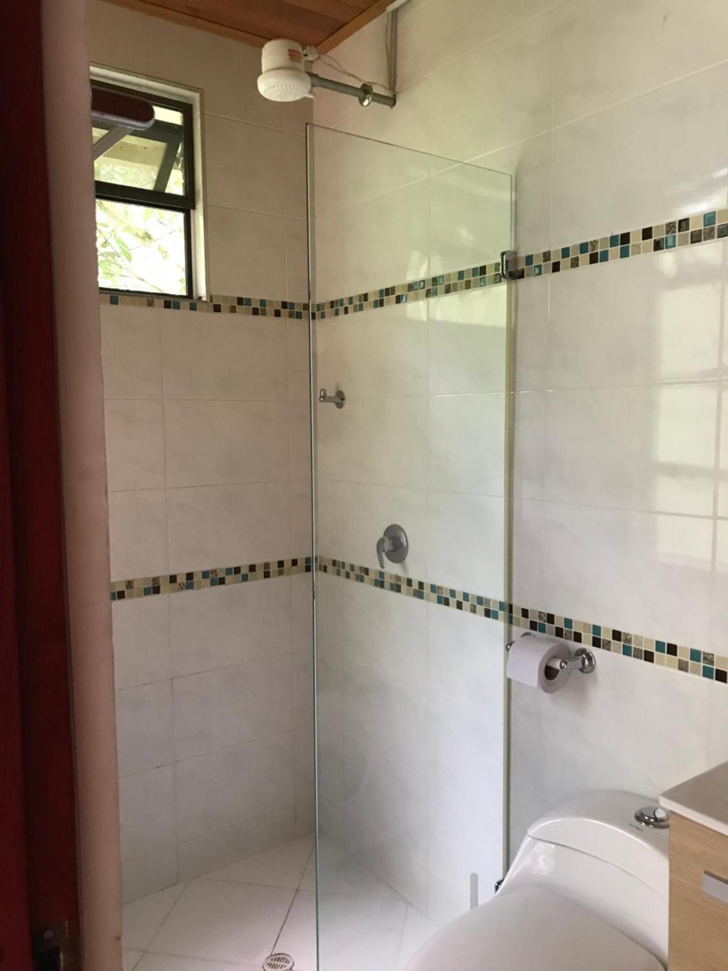 Villa Casa Quinta Privada Con Piscina Soleada Billar, Tejo, Jacuzzy Climatizado, Kiosco *